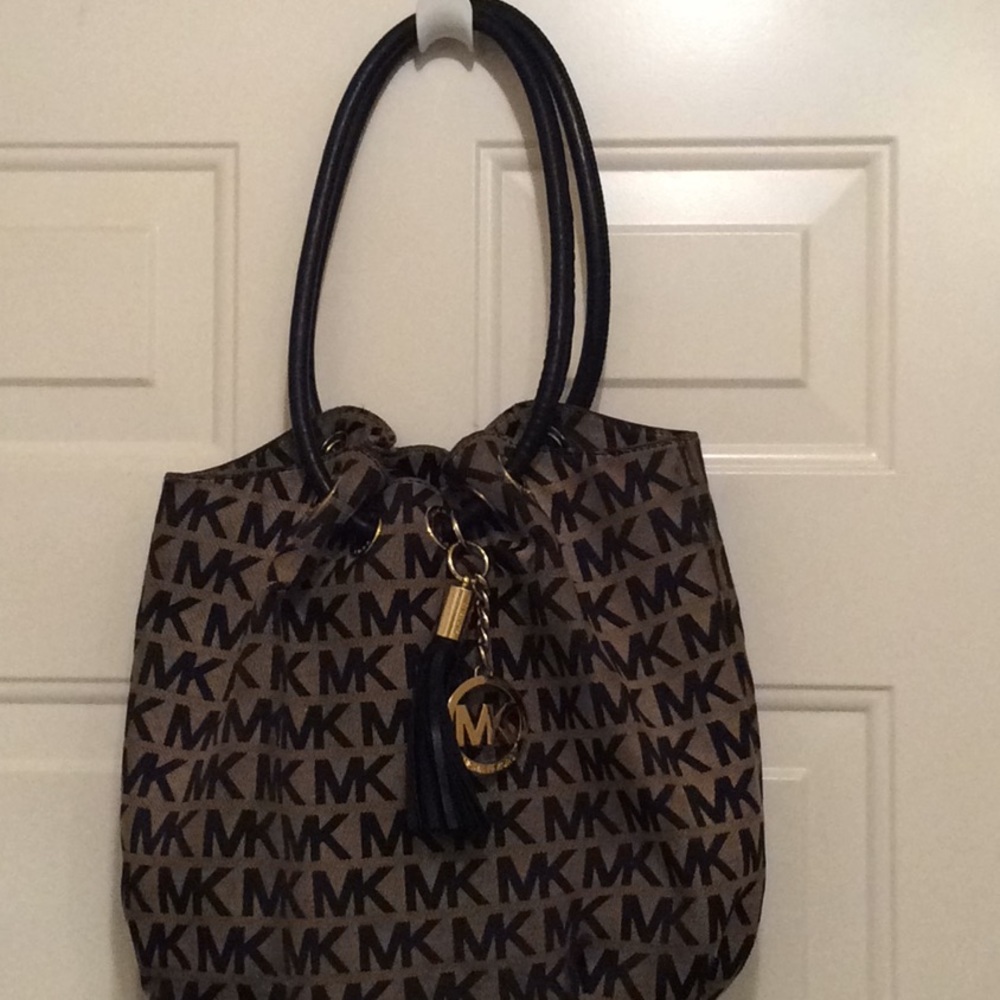 Michael Kors Shoulder Bag